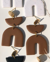 Load image into Gallery viewer, NEU | ascena earrings