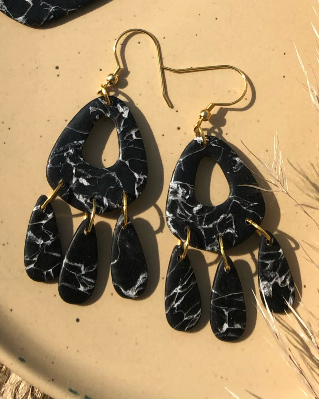 STONE | jada earrings // black howlite