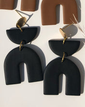 Load image into Gallery viewer, NEU | ascena earrings