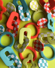 Load image into Gallery viewer, POP | squiggle earrings