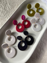 Load image into Gallery viewer, GLITZ | donna earrings
