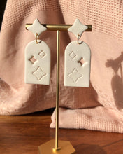 Load image into Gallery viewer, MISC | twila earrings // festive