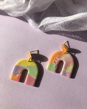 Load image into Gallery viewer, CANDY | arch earrings
