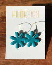 Load image into Gallery viewer, MISC | astra earrings // festive
