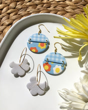 Load image into Gallery viewer, PICNIC | quilta earrings
