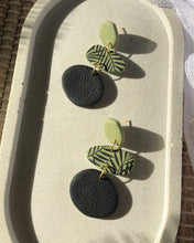 Load image into Gallery viewer, PALM | tierra earrings