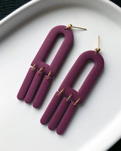 Load image into Gallery viewer, MOOD | perennia earrings