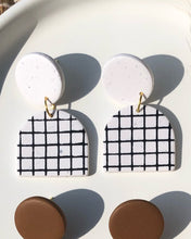 Load image into Gallery viewer, NEU | midi grid earrings
