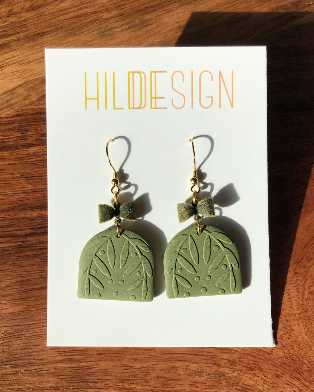 MISC | garland earrings // classy