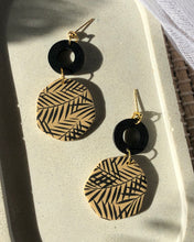 Load image into Gallery viewer, PALM | alma earrings
