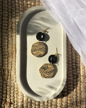 Load image into Gallery viewer, PALM | alma earrings
