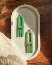 Load image into Gallery viewer, ROOT | perennia earrings
