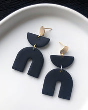 Load image into Gallery viewer, MOOD | ascena earrings
