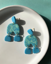 Load image into Gallery viewer, POP | aqua+mint chunky arch earrings
