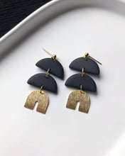 Load image into Gallery viewer, MOOD | curva earrings
