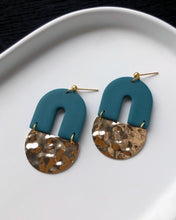 Load image into Gallery viewer, MOOD | entra luxe earrings
