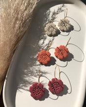 Load image into Gallery viewer, COZY | terra earrings
